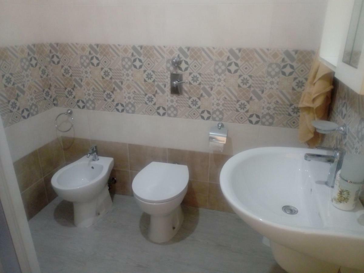 库斯托纳奇Casa Vacanze Scurati别墅 外观 照片